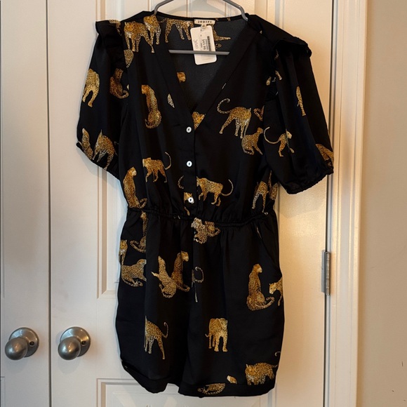 Cheetah Romper NWT - Picture 1 of 6